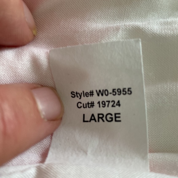 AQUA BLOOMINGDALES HOT PINK AN OFF WHITE EMBROIDERED ROMPER WITH POCKETS BARBIE - Picture 10 of 10